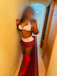 Mulatona fiestera y cachonda. Conmigo lo pasarás super bien.